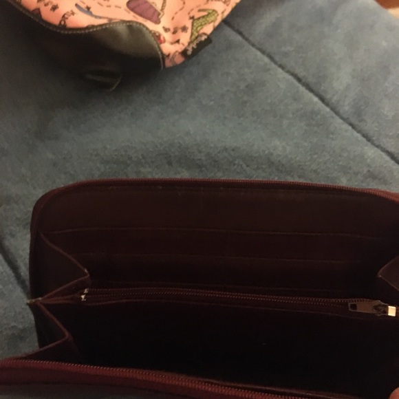 Burgundy Zip Wallet - Picture 2 of 2